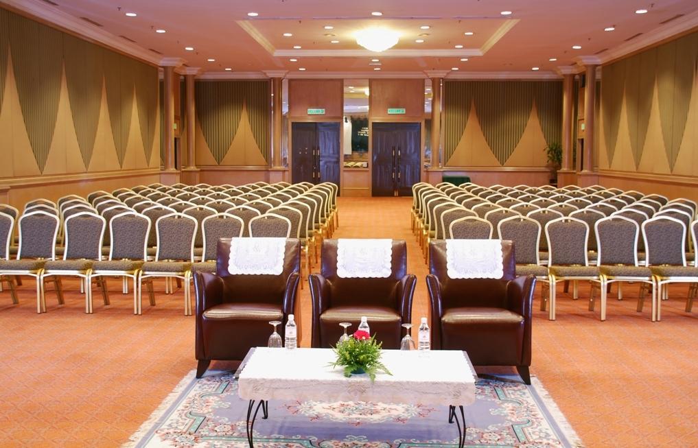 Kuala Lumpur International Hotel Bagian luar foto