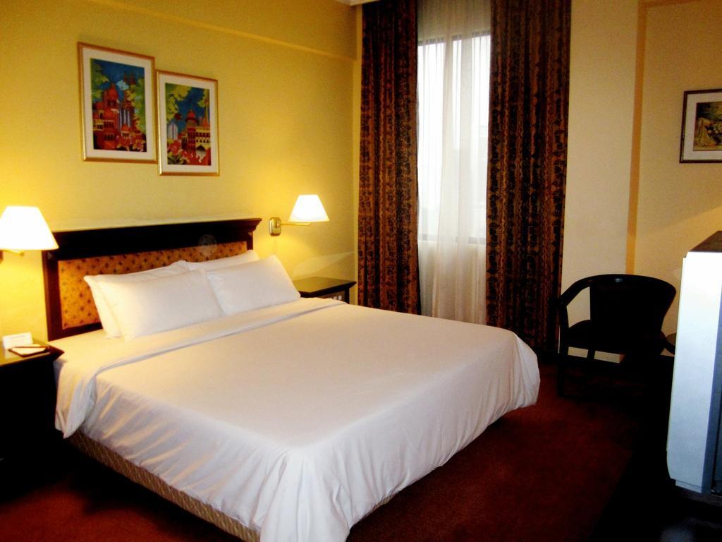 Kuala Lumpur International Hotel Bagian luar foto