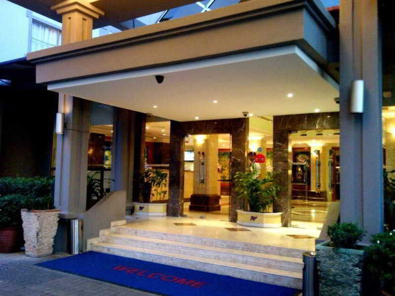 Kuala Lumpur International Hotel Bagian luar foto